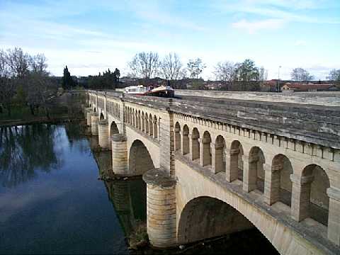 Beziers_pont_canal